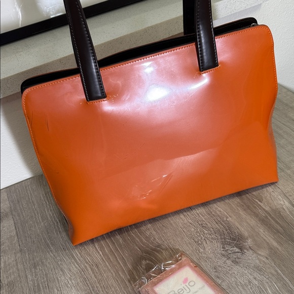 Beijo Vibrant Orange Tote with Black Handles - Picture 3 of 8